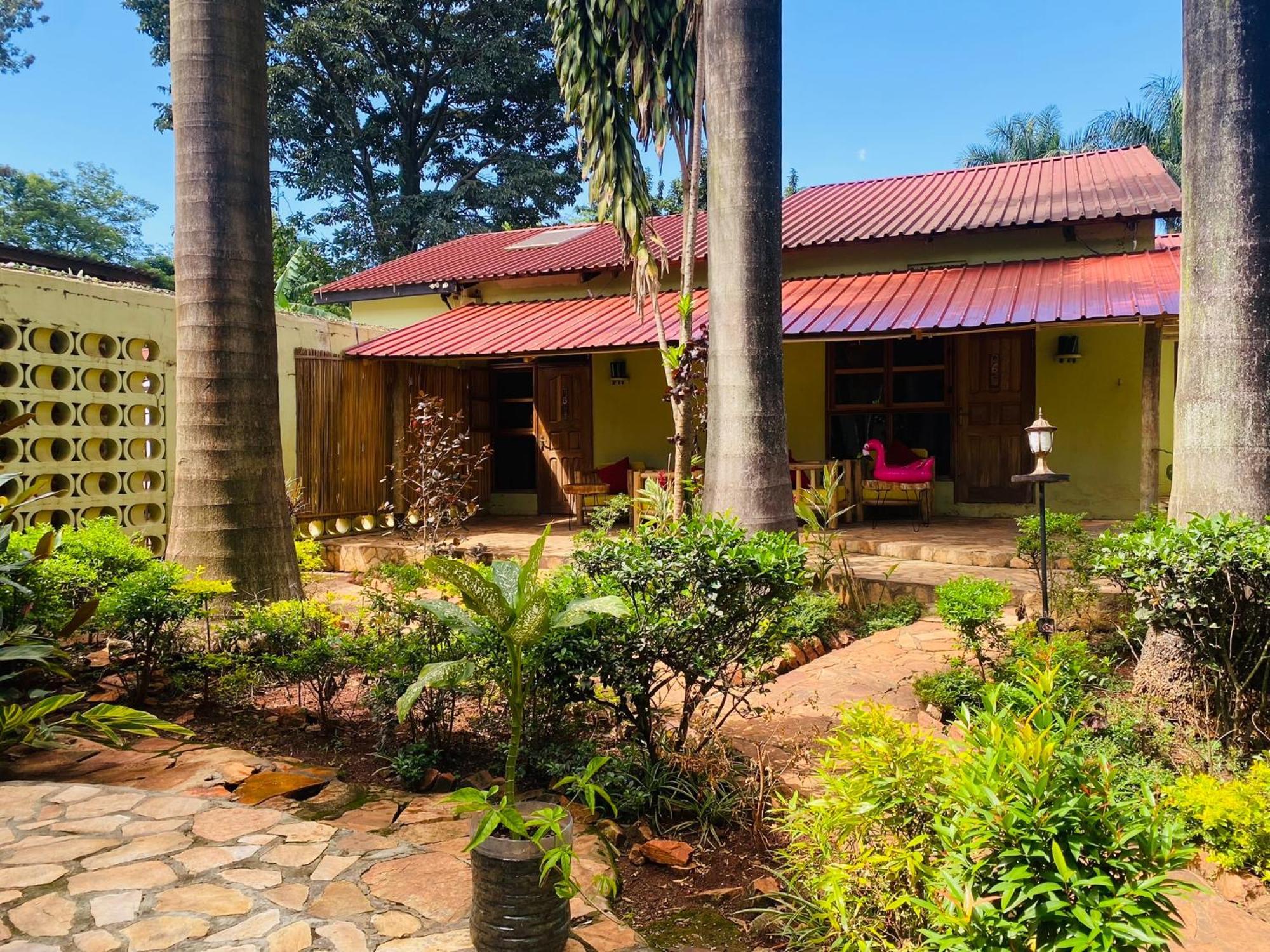 Afro Smile Hotel & Guest House Jinja Ngoại thất bức ảnh